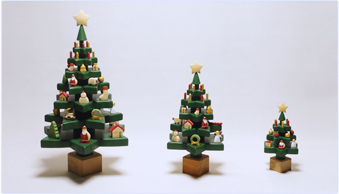「組み立て式 木製のクリスマスツリー」